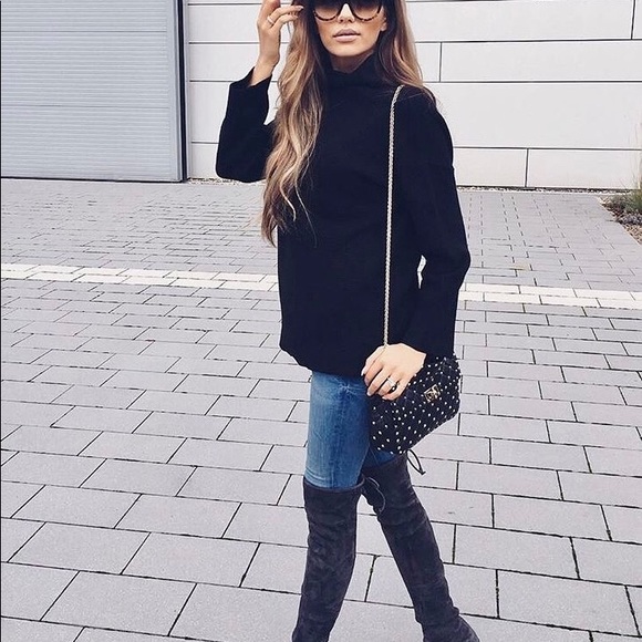 Rockstud Valentino black chain spike bag $2800 - Picture 6 of 8